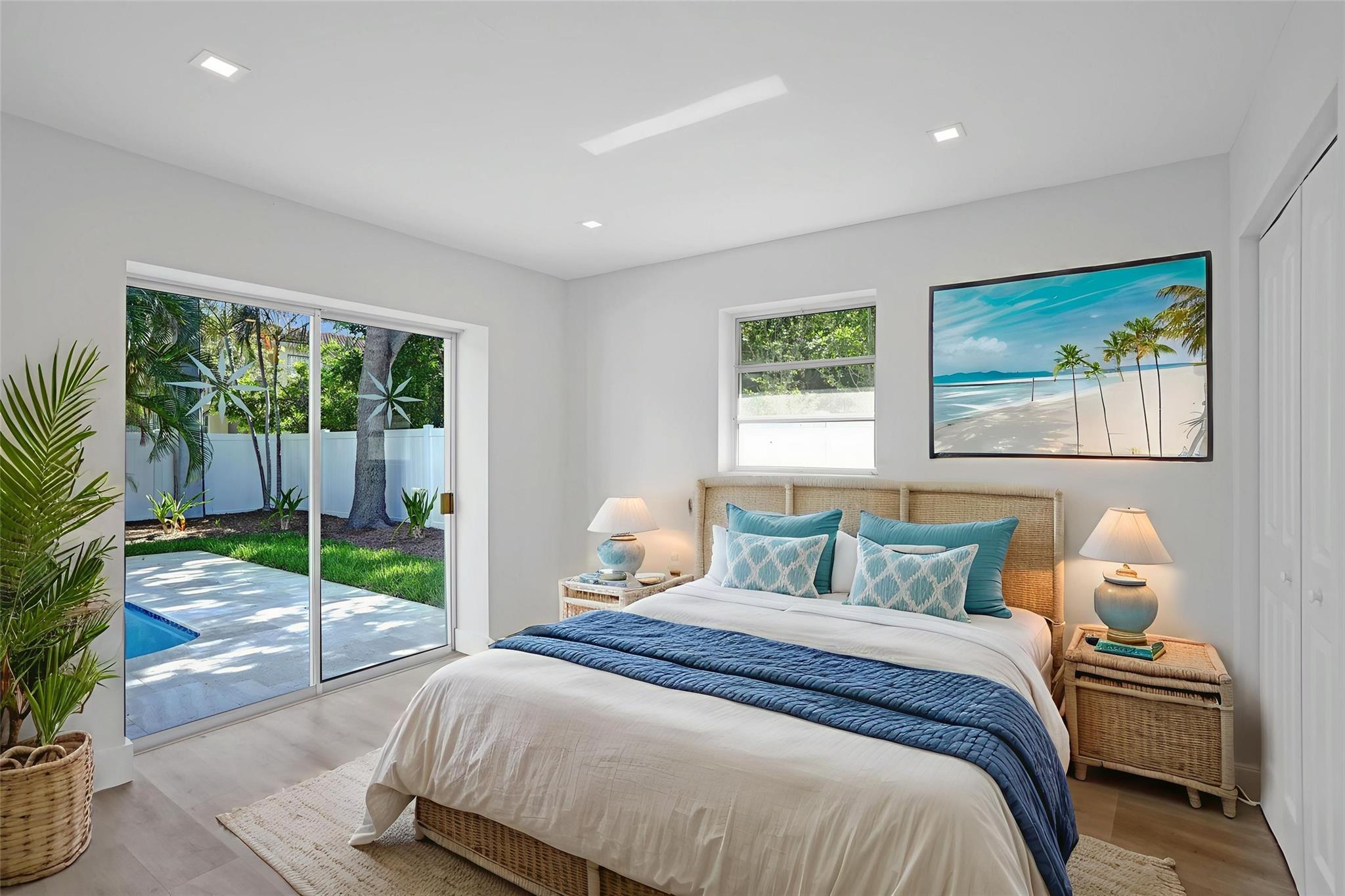 Lighthouse Point Ext 2nd - Residential