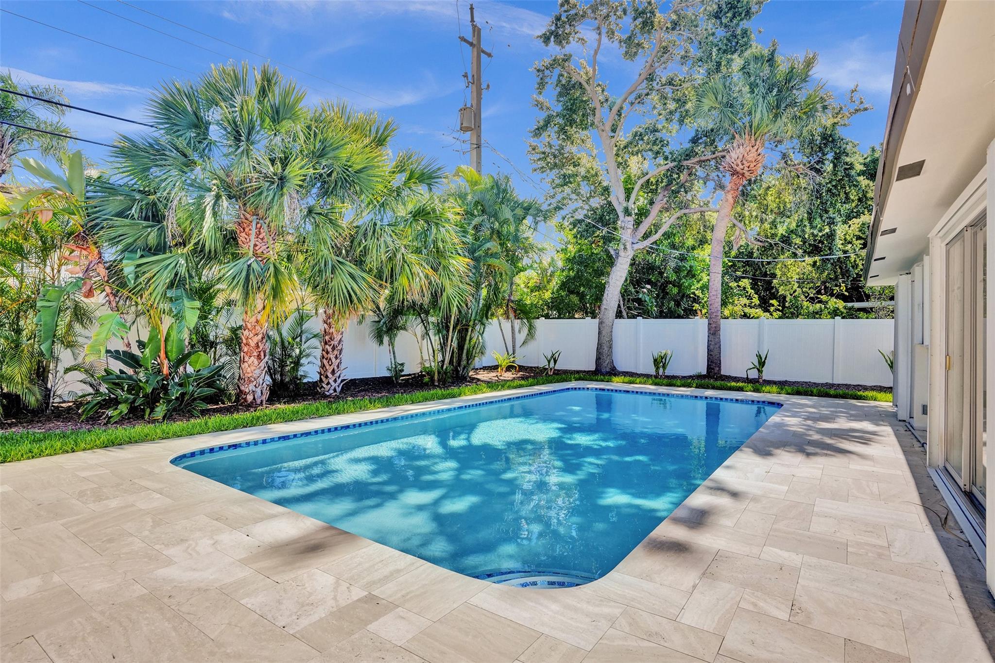 Lighthouse Point Ext 2nd - Residential