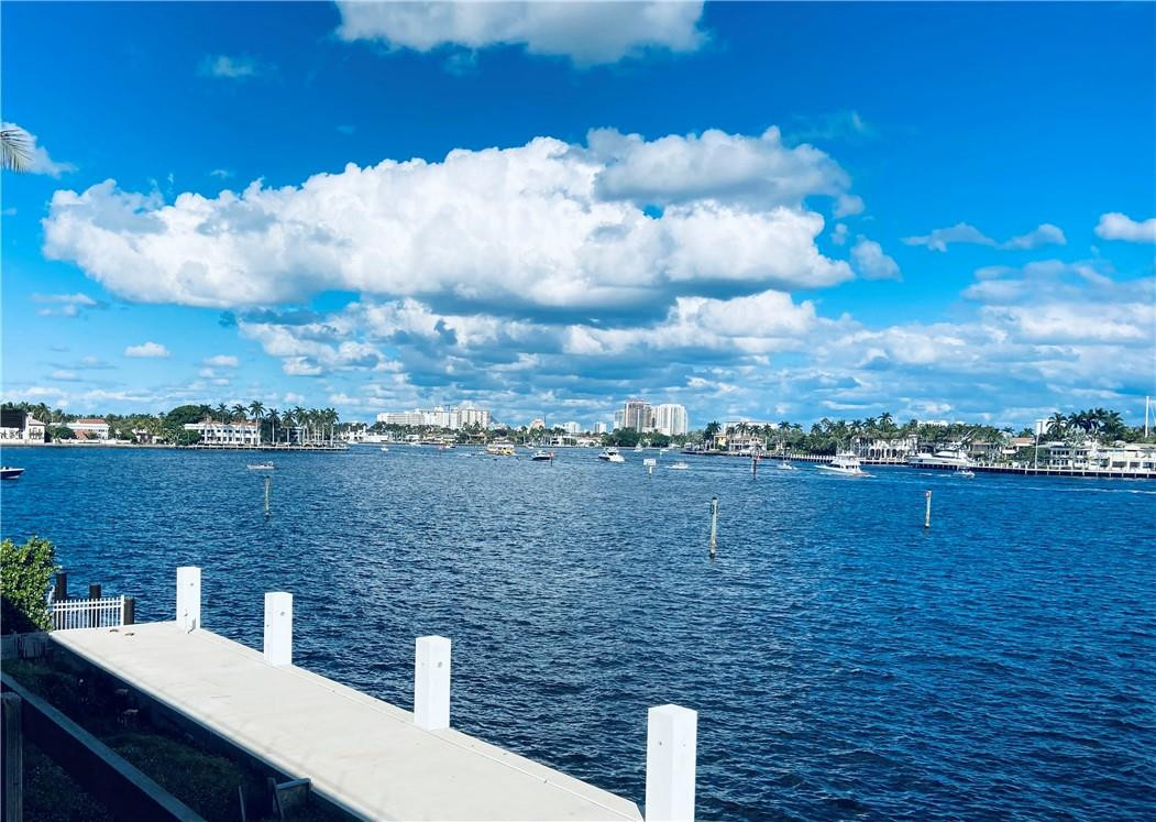 LAUDERDALE HARBORS SEC A - Residential