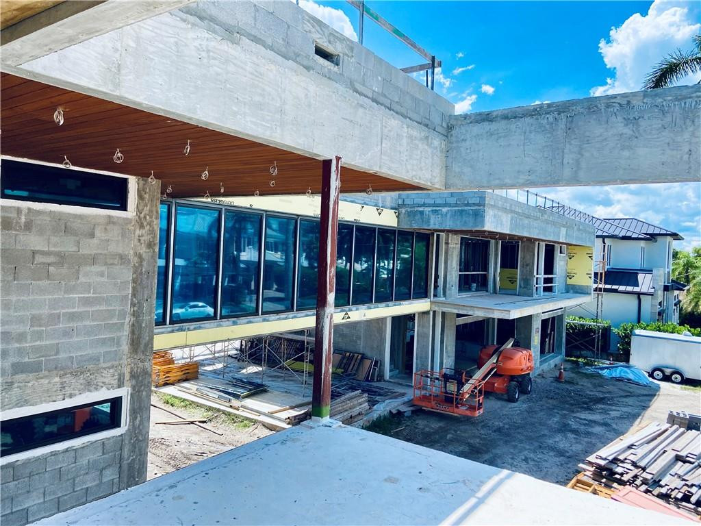 LAUDERDALE HARBORS SEC A - Residential