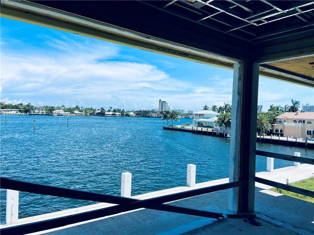 LAUDERDALE HARBORS SEC A - Residential