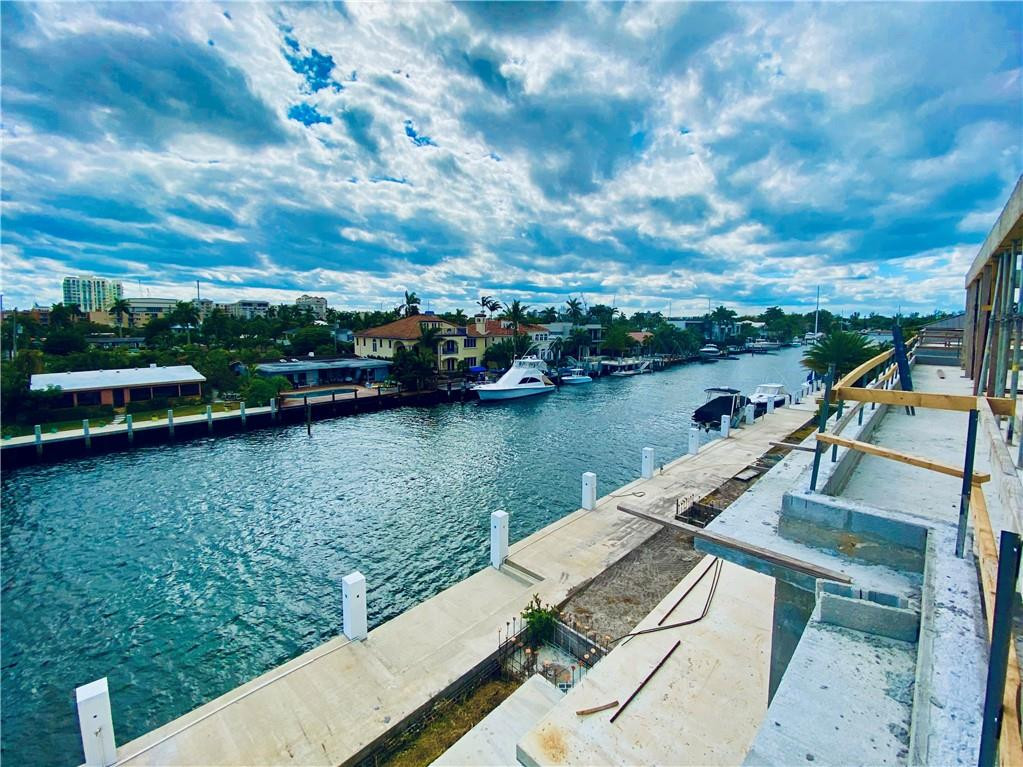 LAUDERDALE HARBORS SEC A - Residential