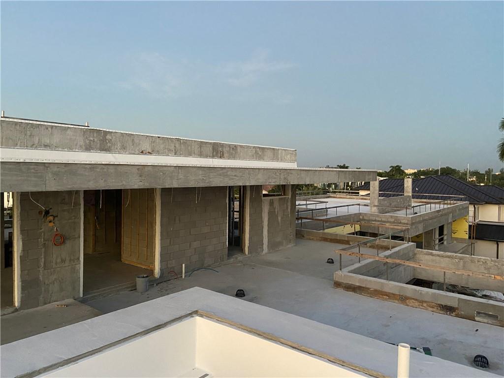 LAUDERDALE HARBORS SEC A - Residential