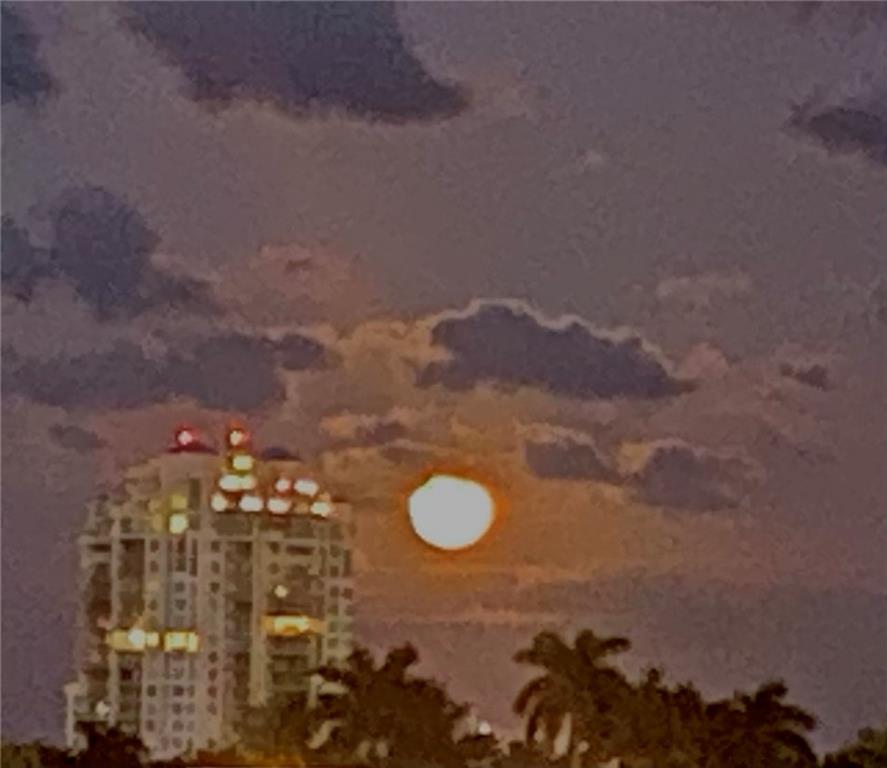 LAUDERDALE HARBORS SEC A - Residential