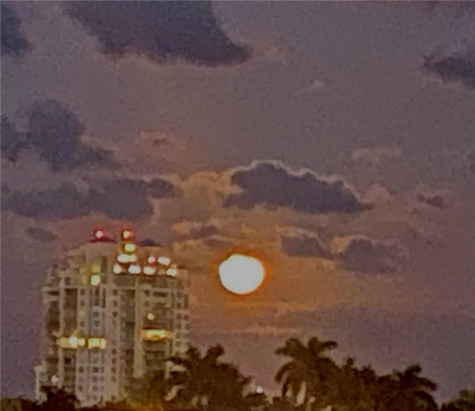 LAUDERDALE HARBORS SEC A - Residential