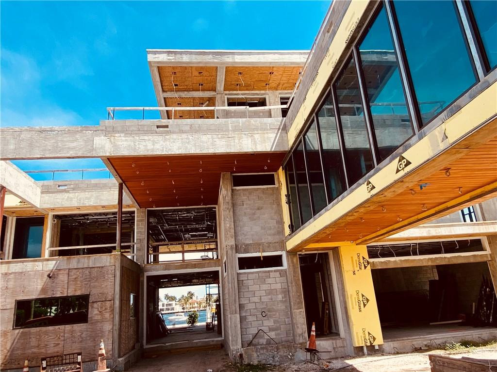 LAUDERDALE HARBORS SEC A - Residential