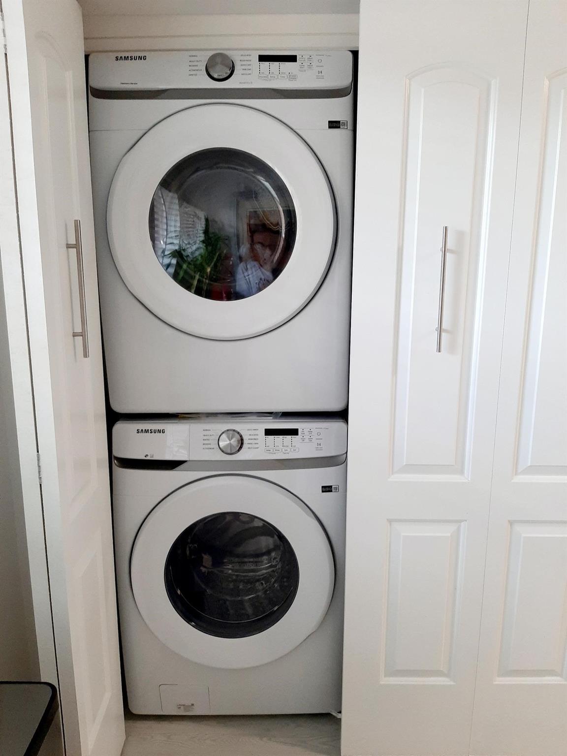 Palm Lakes Condo - Residential