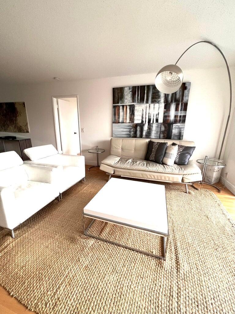 PARC CENTRAL AVENTURA SOU - Residential Lease