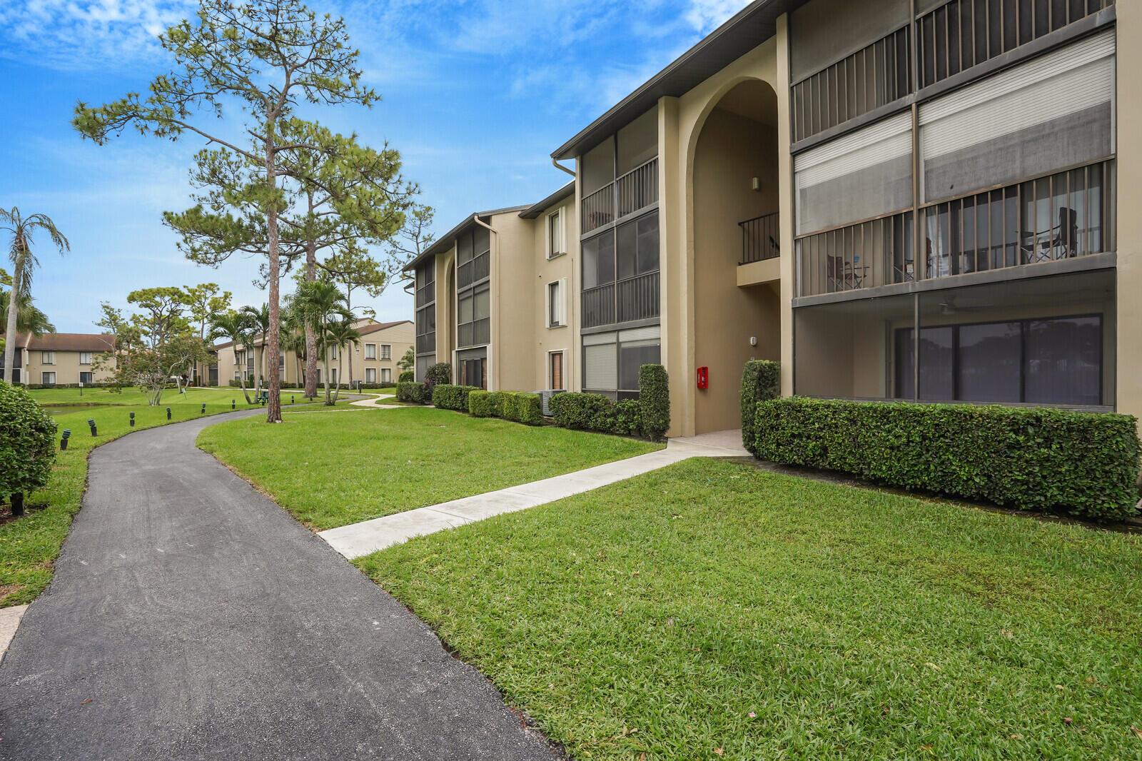 PINE RIDGE NORTH VILLAGE - Residential