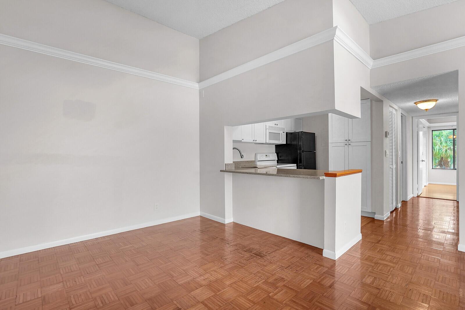 PINE RIDGE NORTH VILLAGE - Residential