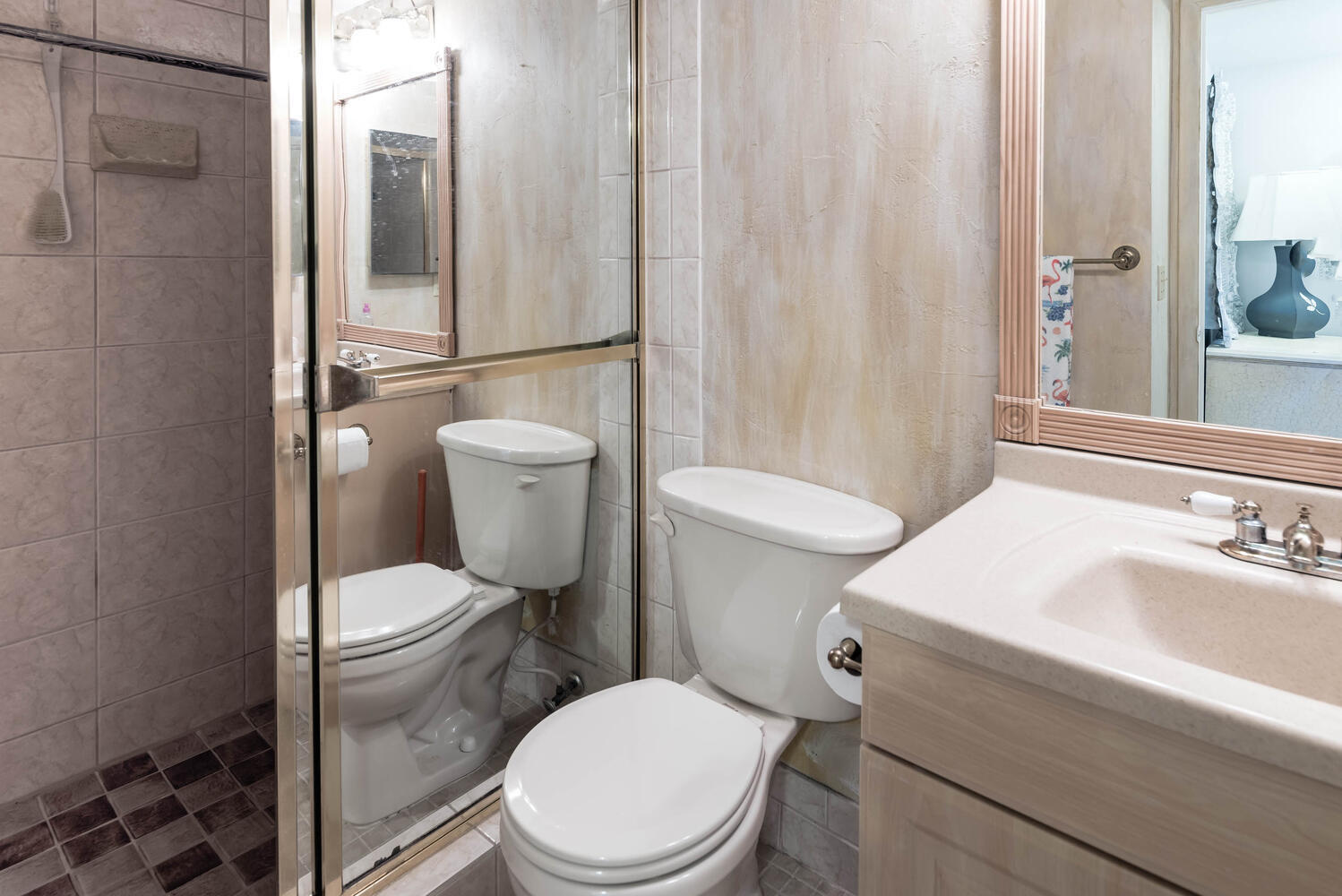 ORIOLE GARDENS 8 CONDO - Residential