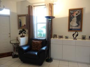 MAJESTIC ISLES - Residential