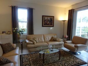 MAJESTIC ISLES - Residential