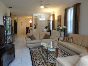 MAJESTIC ISLES - Residential