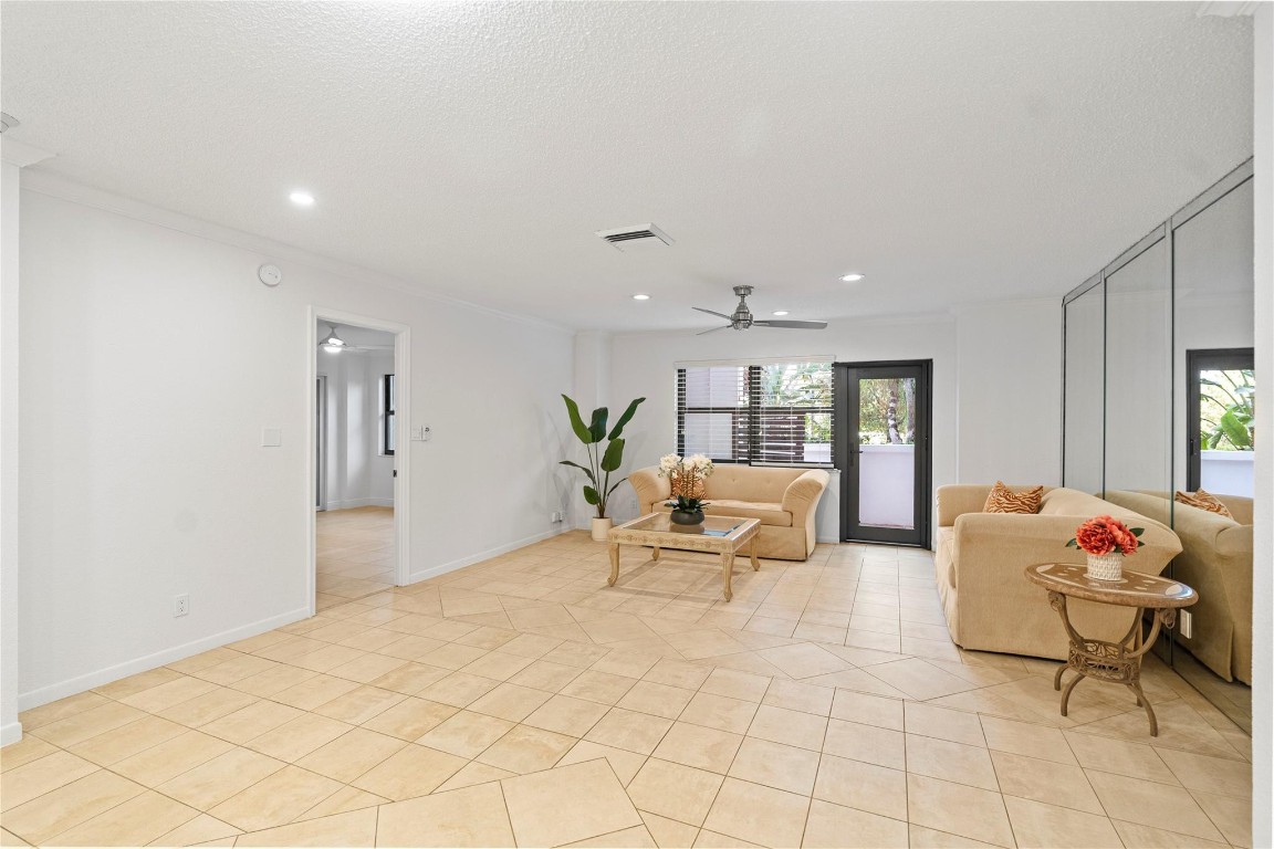 5100 Ocean Boulevard 200