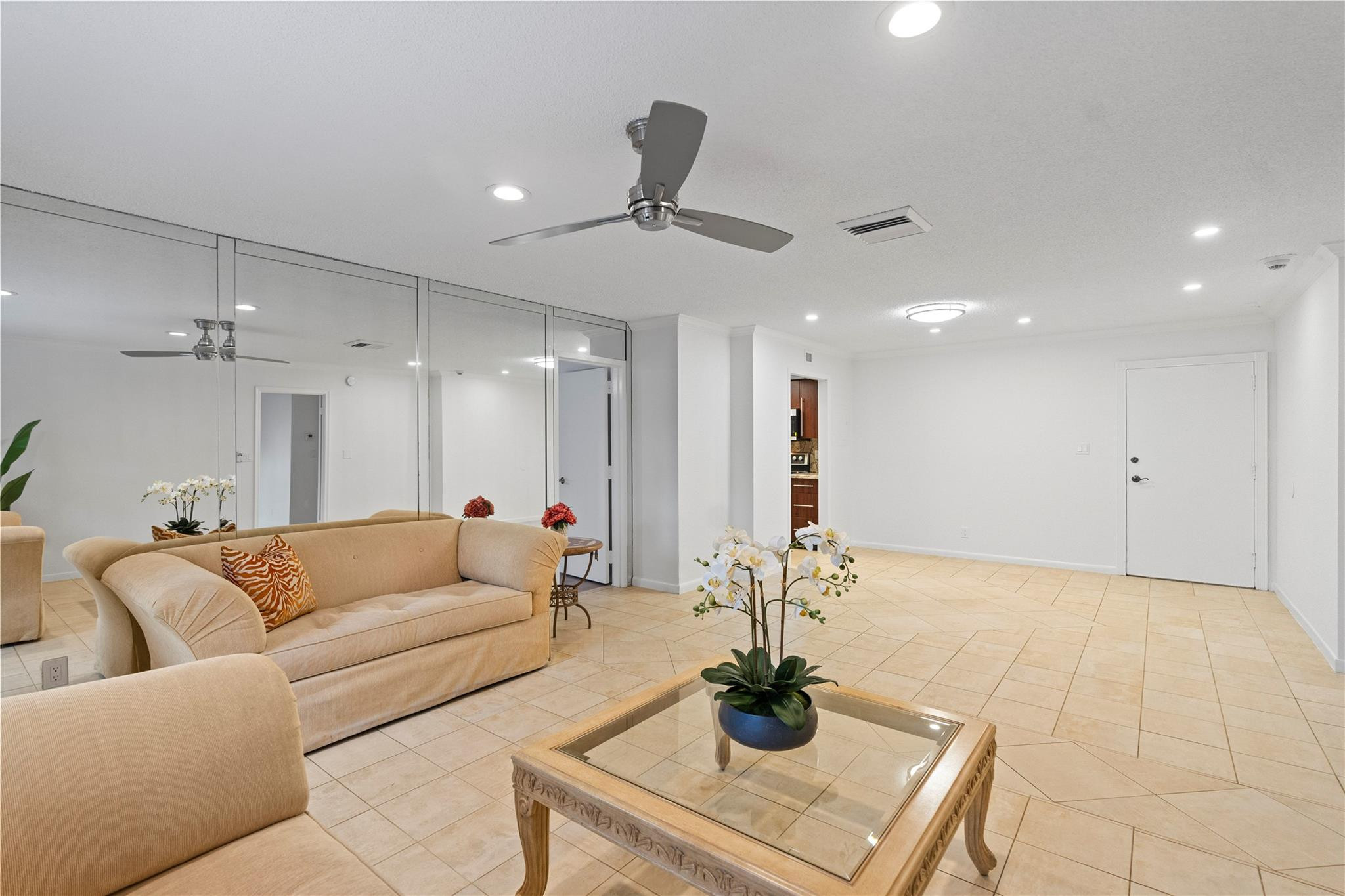 5100 Ocean Boulevard 200