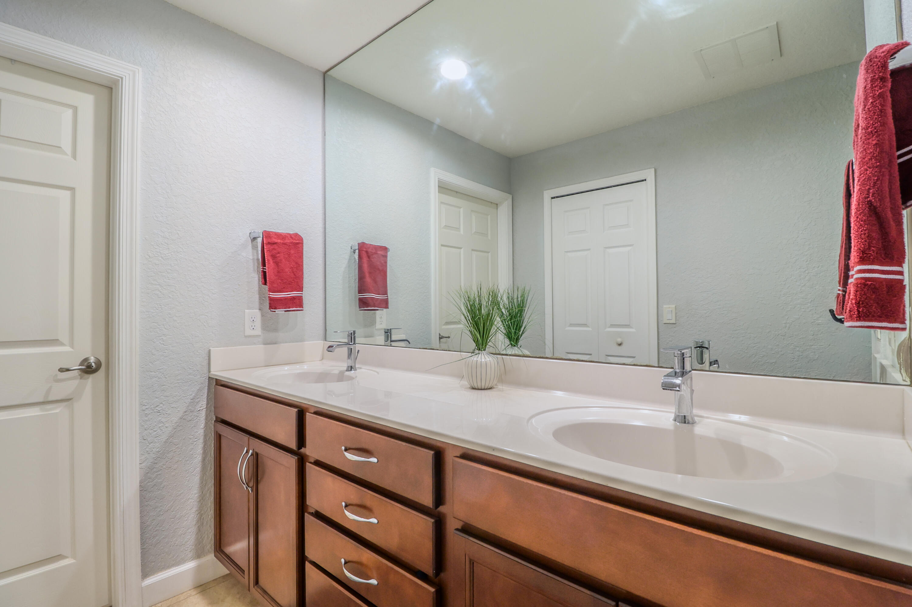 Spanish Lakes One - Residential