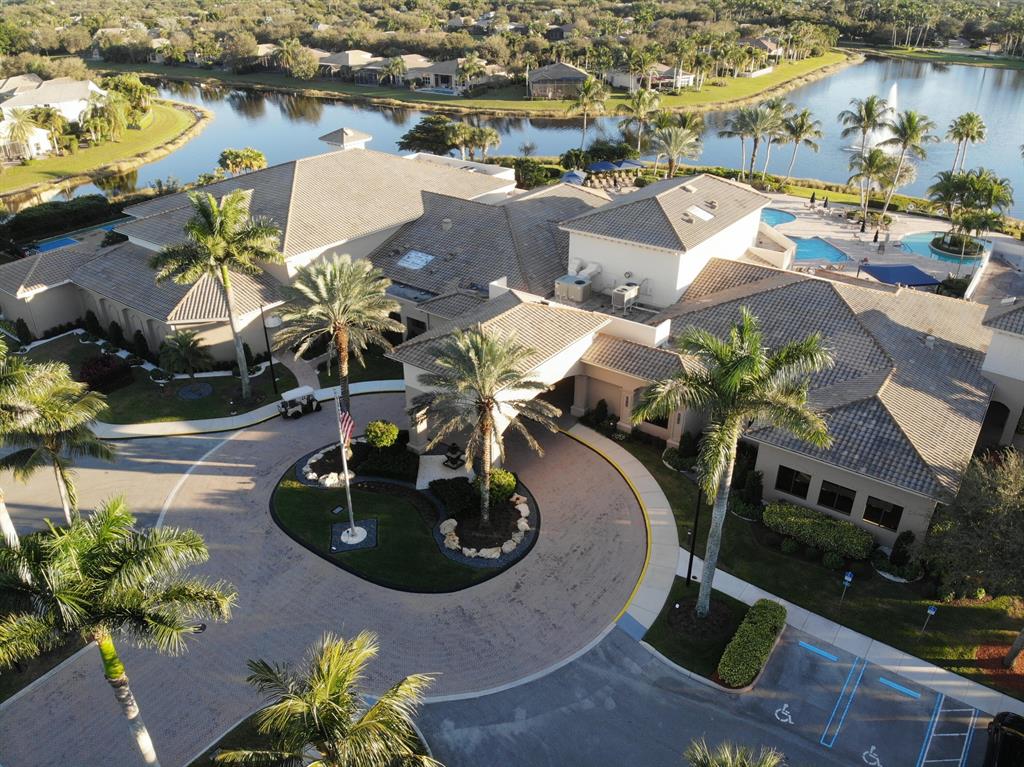 VALENCIA POINTE 1 - Residential