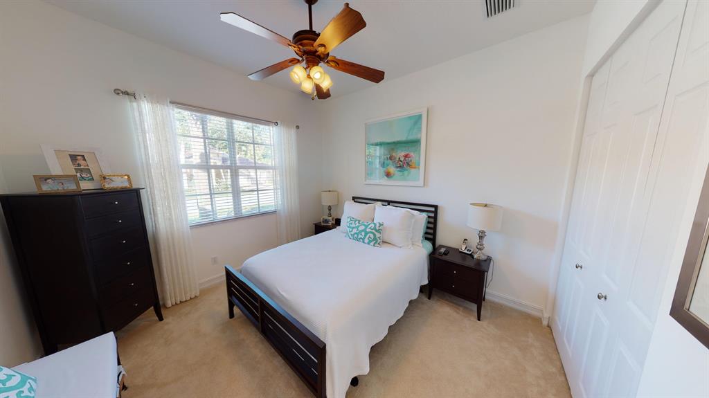 VALENCIA POINTE 1 - Residential