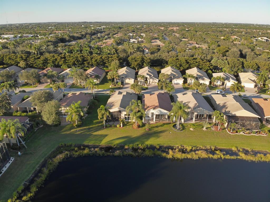 VALENCIA POINTE 1 - Residential