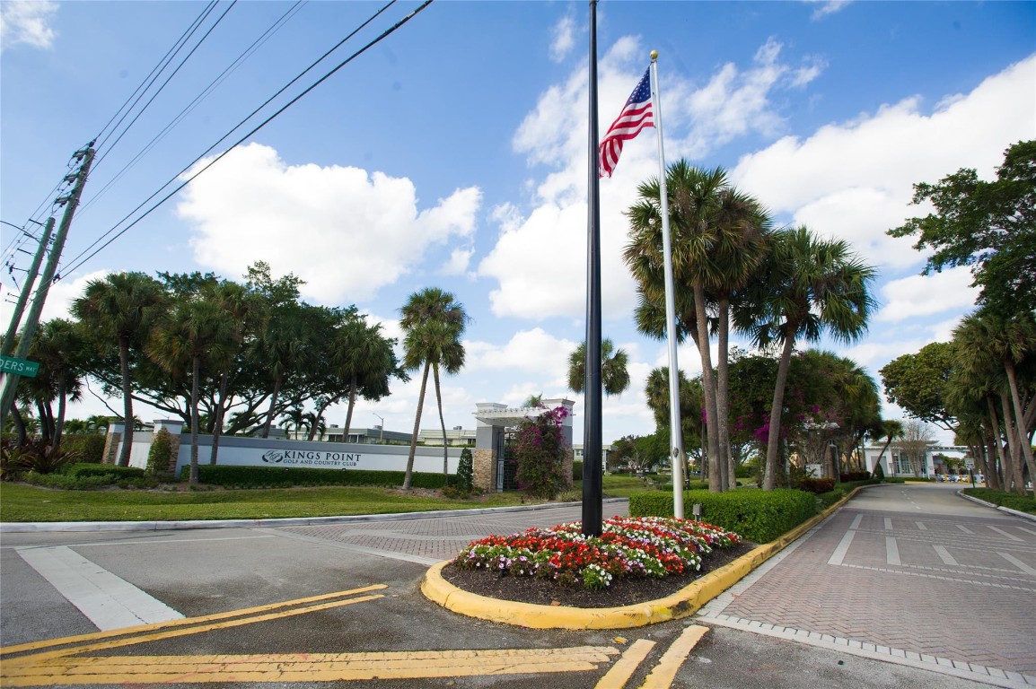 King's Point - Residential