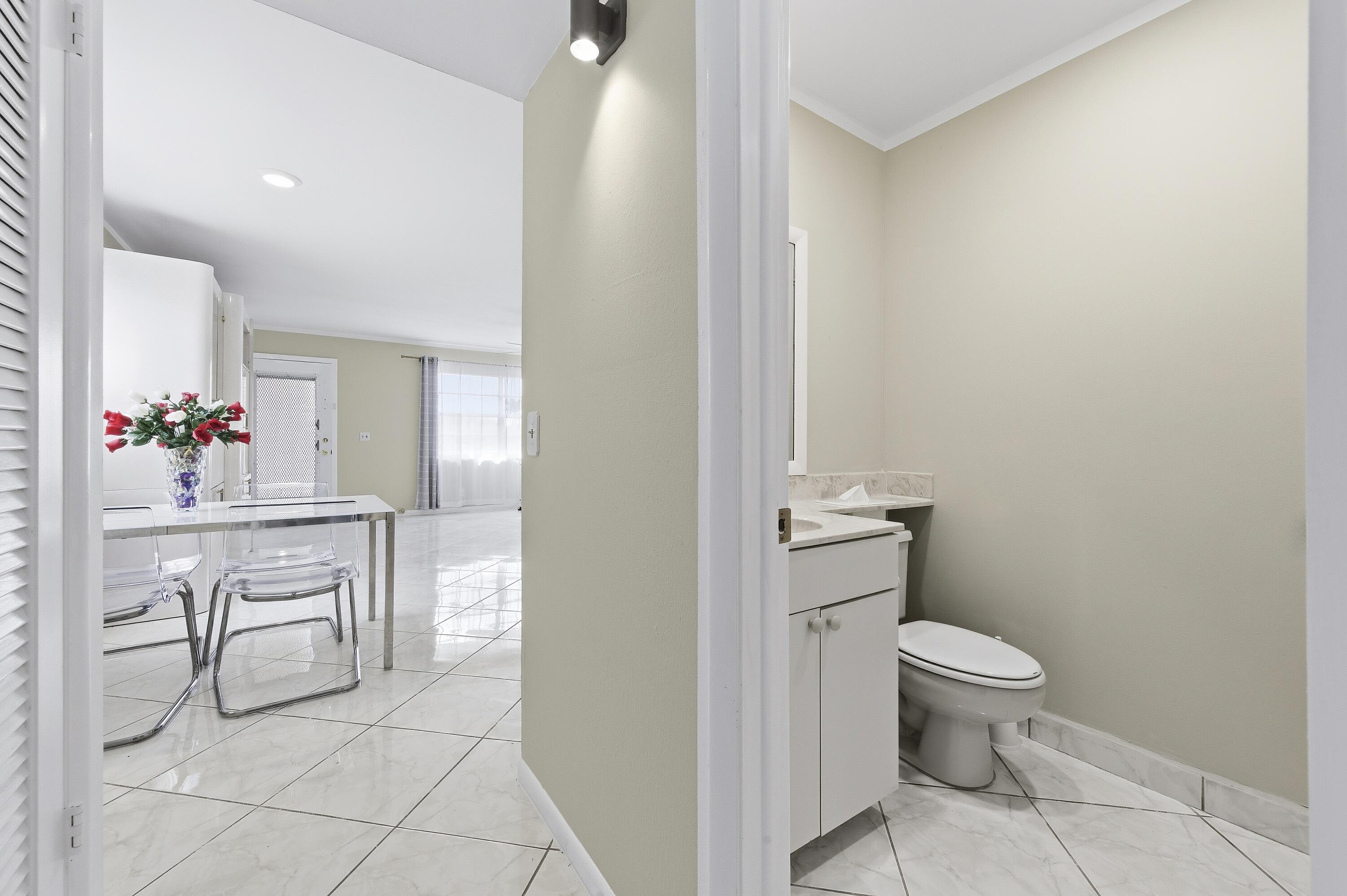 KINGS POINT BURGUNDY CONDOS - Residential