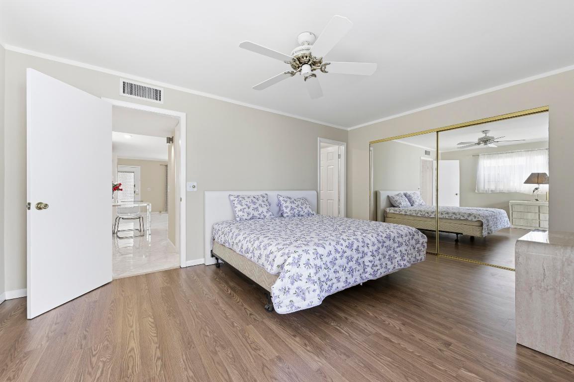 KINGS POINT BURGUNDY CONDOS - Residential