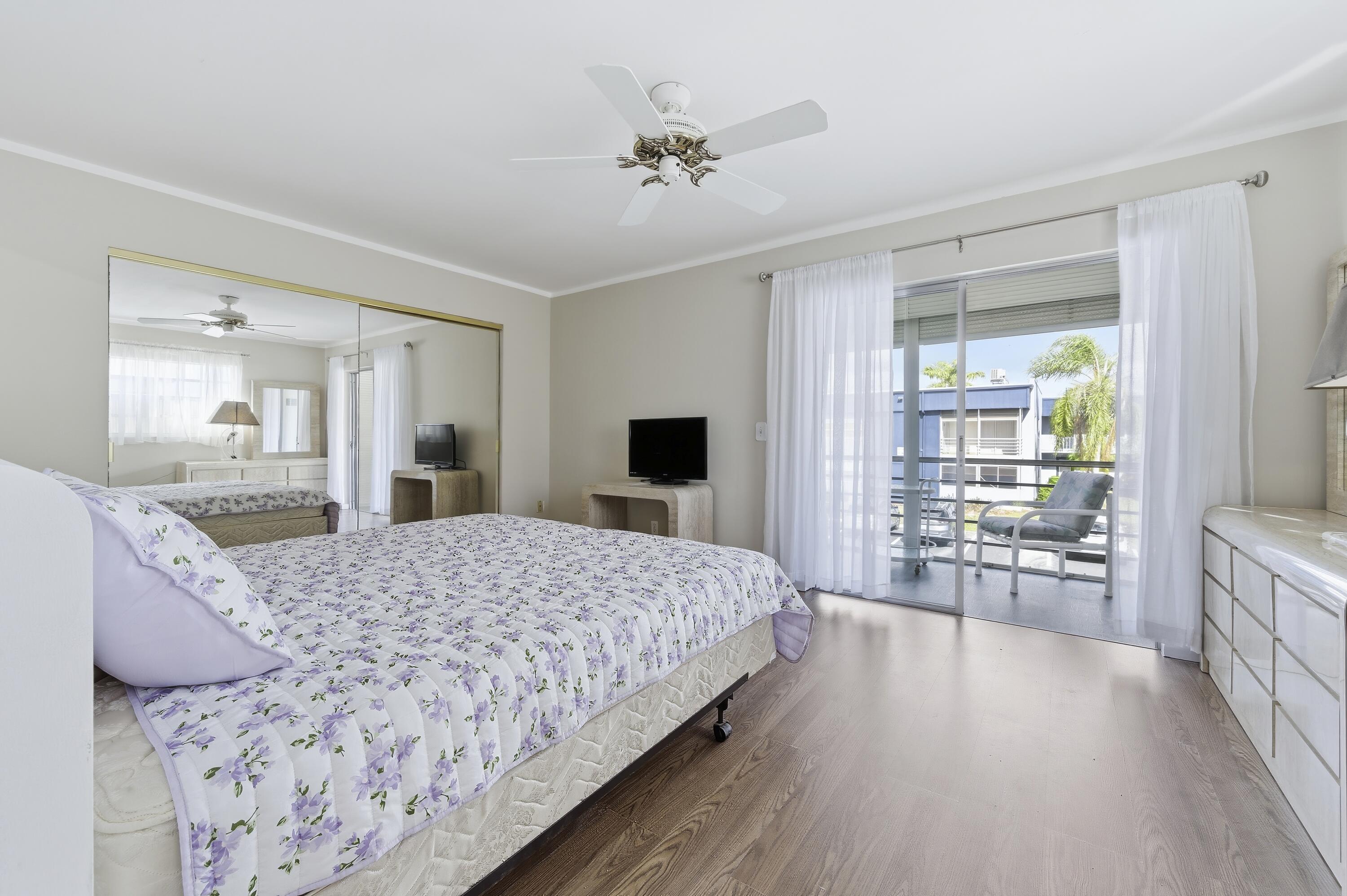 KINGS POINT BURGUNDY CONDOS - Residential