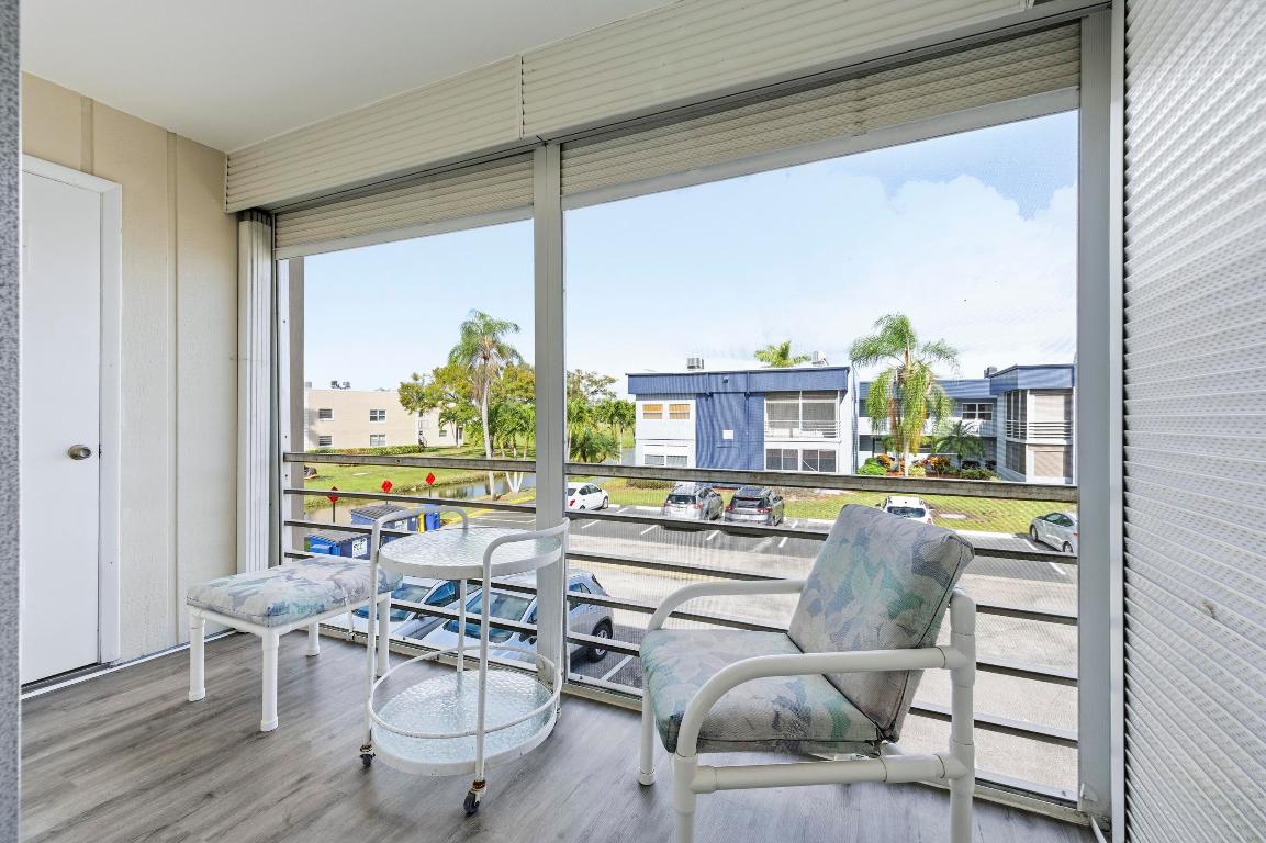 KINGS POINT BURGUNDY CONDOS - Residential