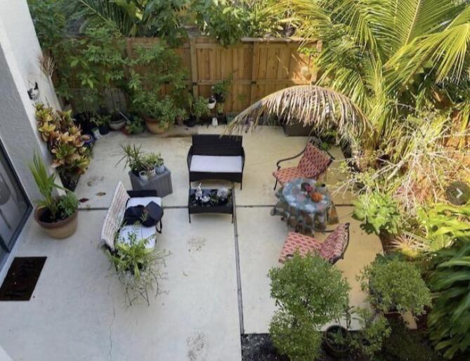 KARANDA VILLAGE I-A CONDO - Residential