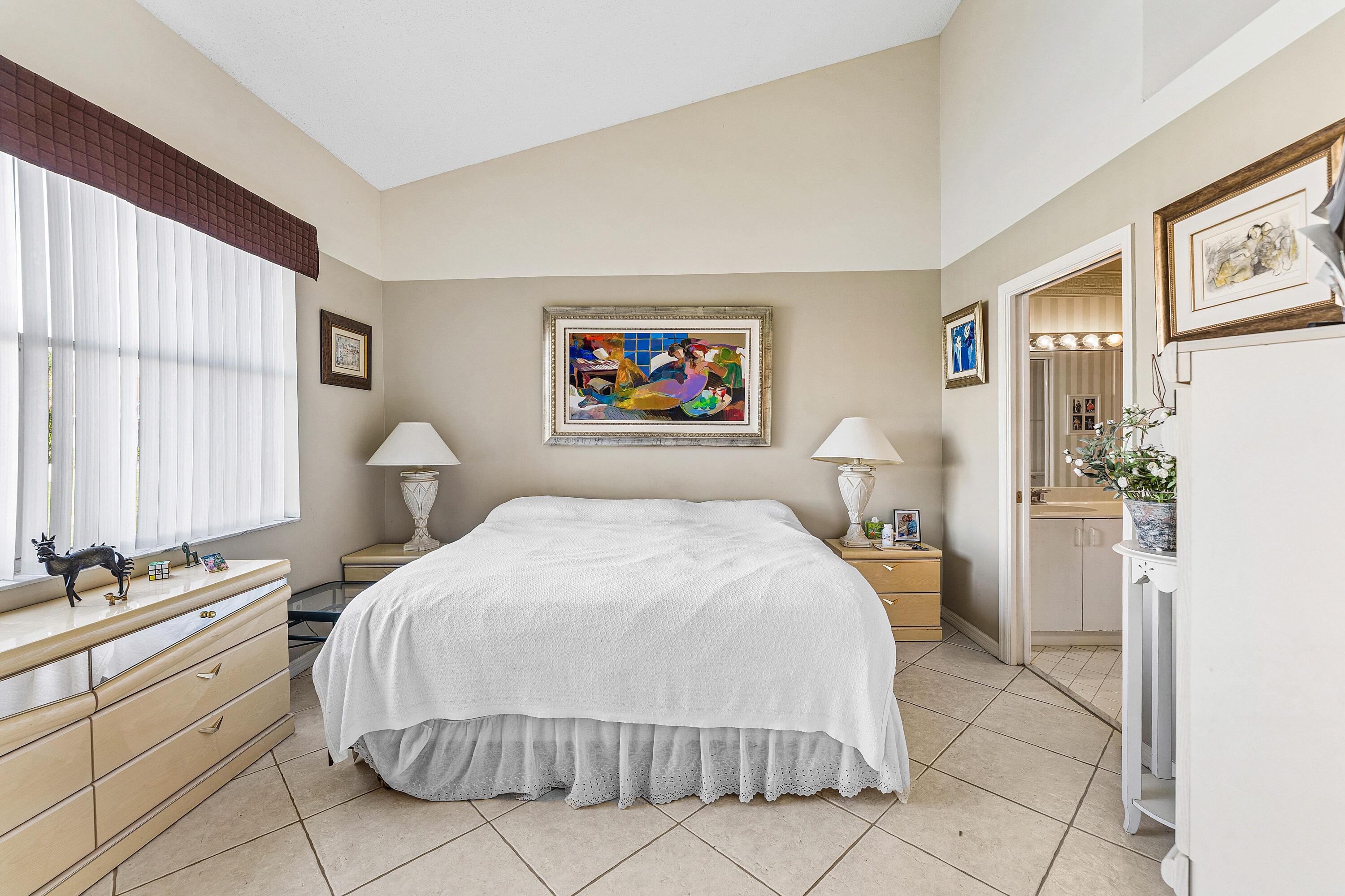 LAKESHORE NORTH - Residential