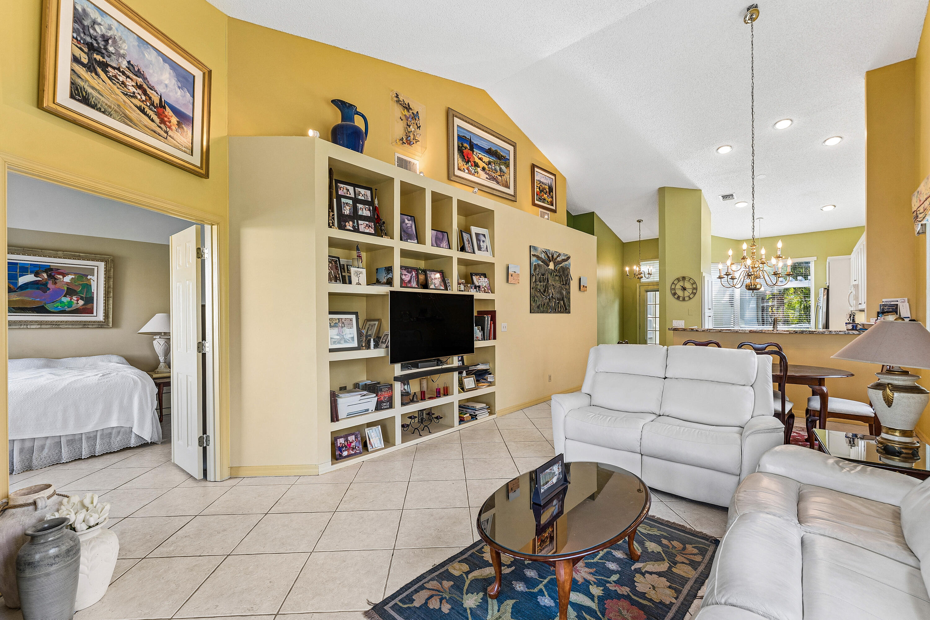 LAKESHORE NORTH - Residential