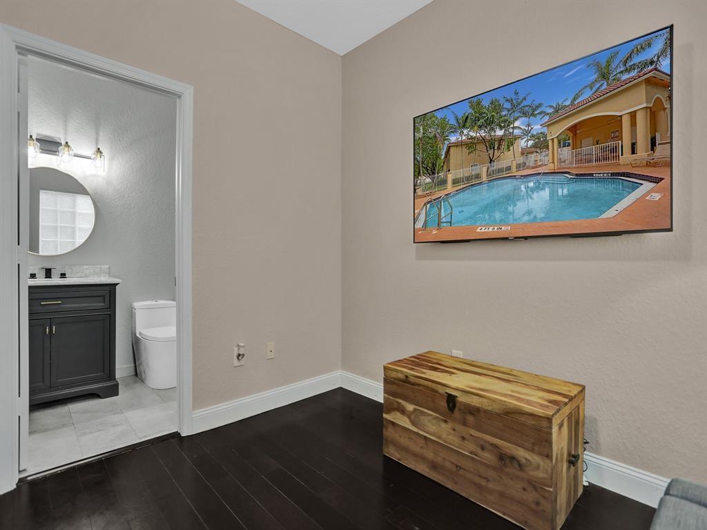 Tuscany 173-129 B - Residential Lease