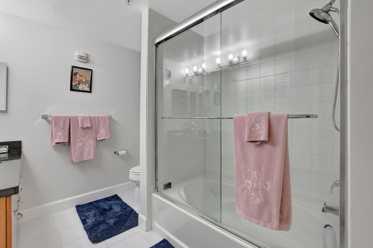 PINEAPPLE GROVE VILLAGE CONDO - Residential