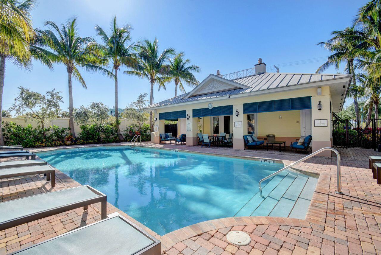 PINEAPPLE GROVE VILLAGE CONDO - Residential