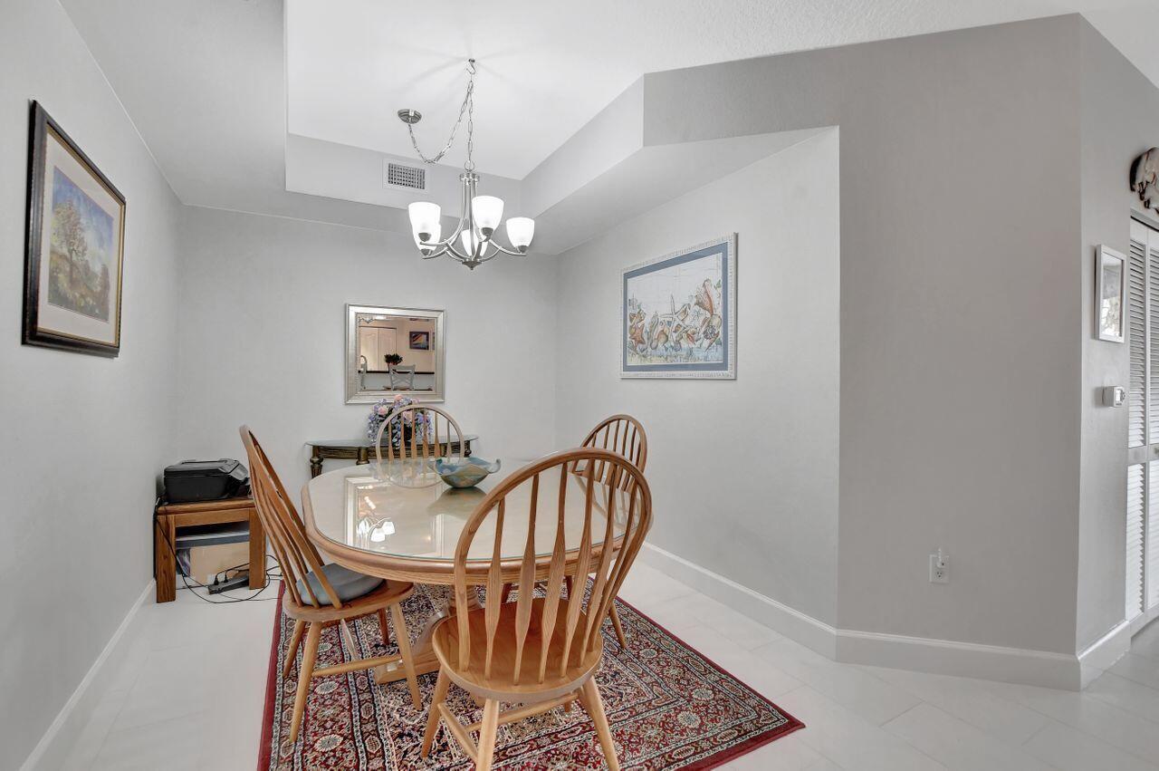 PINEAPPLE GROVE VILLAGE CONDO - Residential