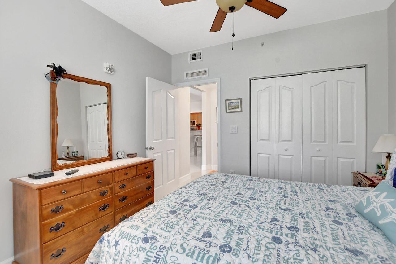 PINEAPPLE GROVE VILLAGE CONDO - Residential