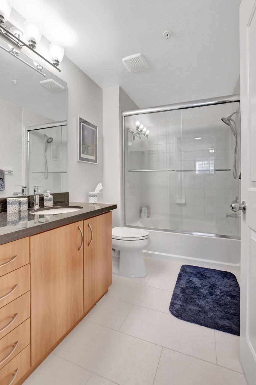 PINEAPPLE GROVE VILLAGE CONDO - Residential