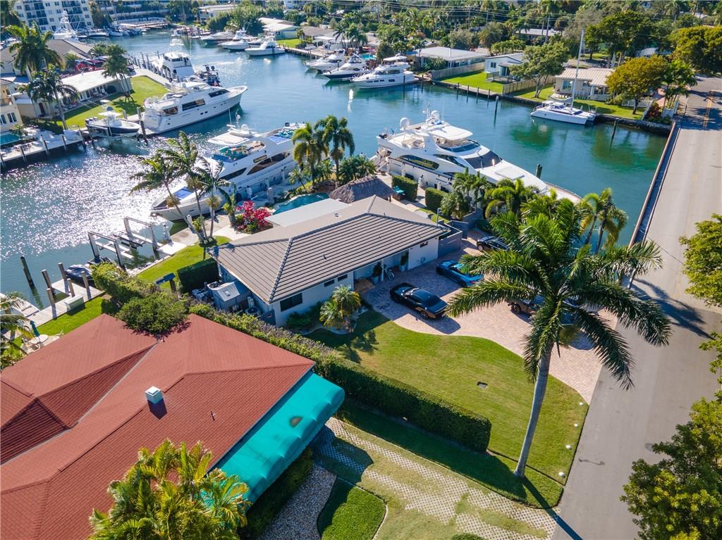 LAUDERDALE HARBORS SEC A - Residential