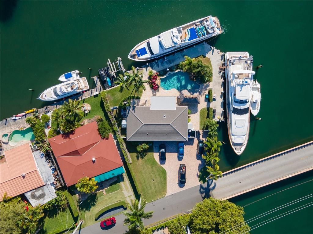 LAUDERDALE HARBORS SEC A - Residential