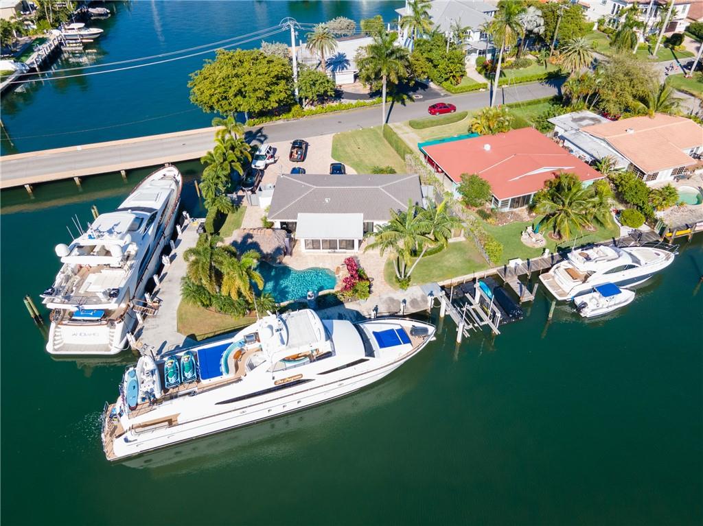 LAUDERDALE HARBORS SEC A - Residential