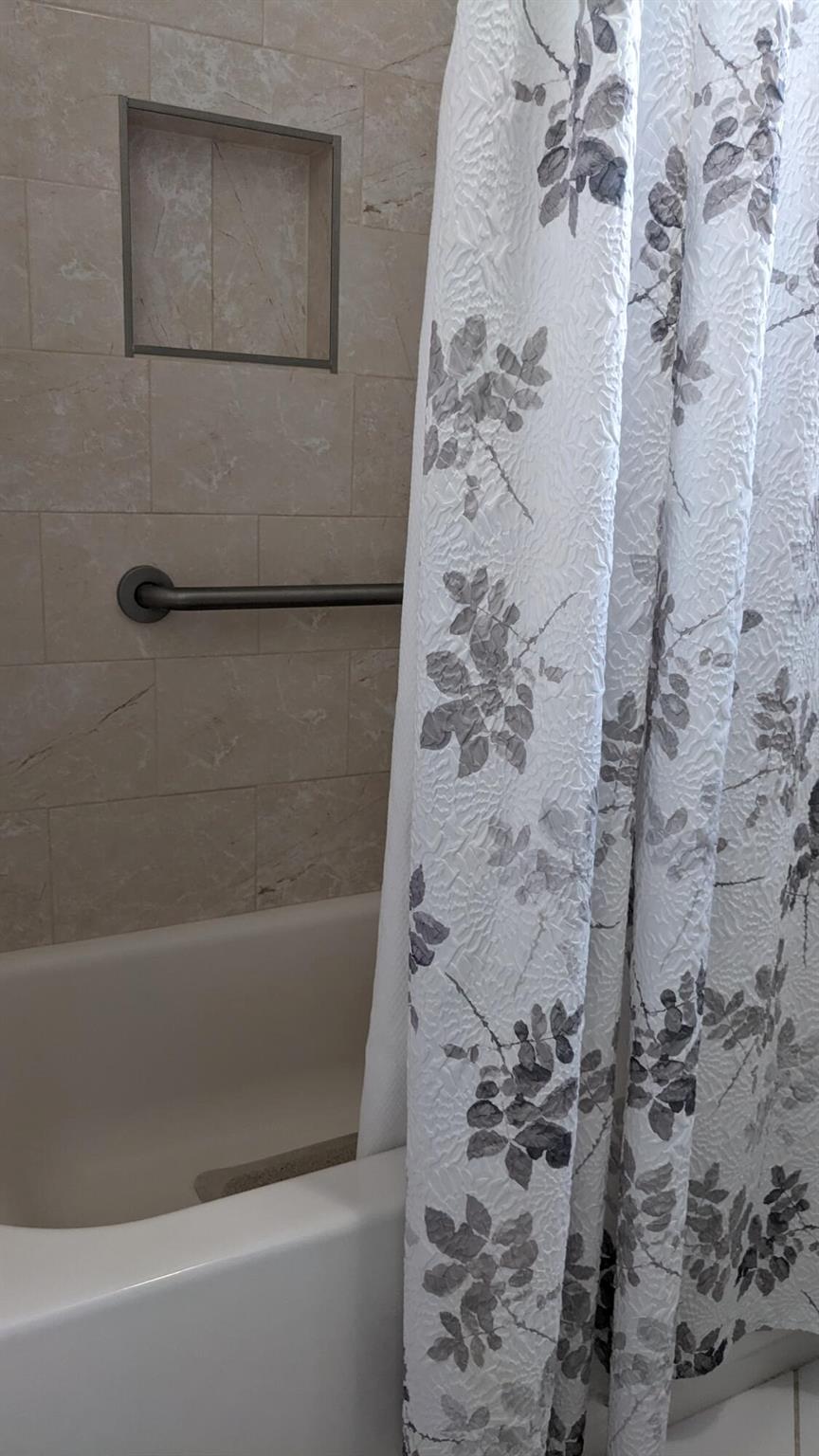 LAKE CLARKE GARDENS CONDO - Residential