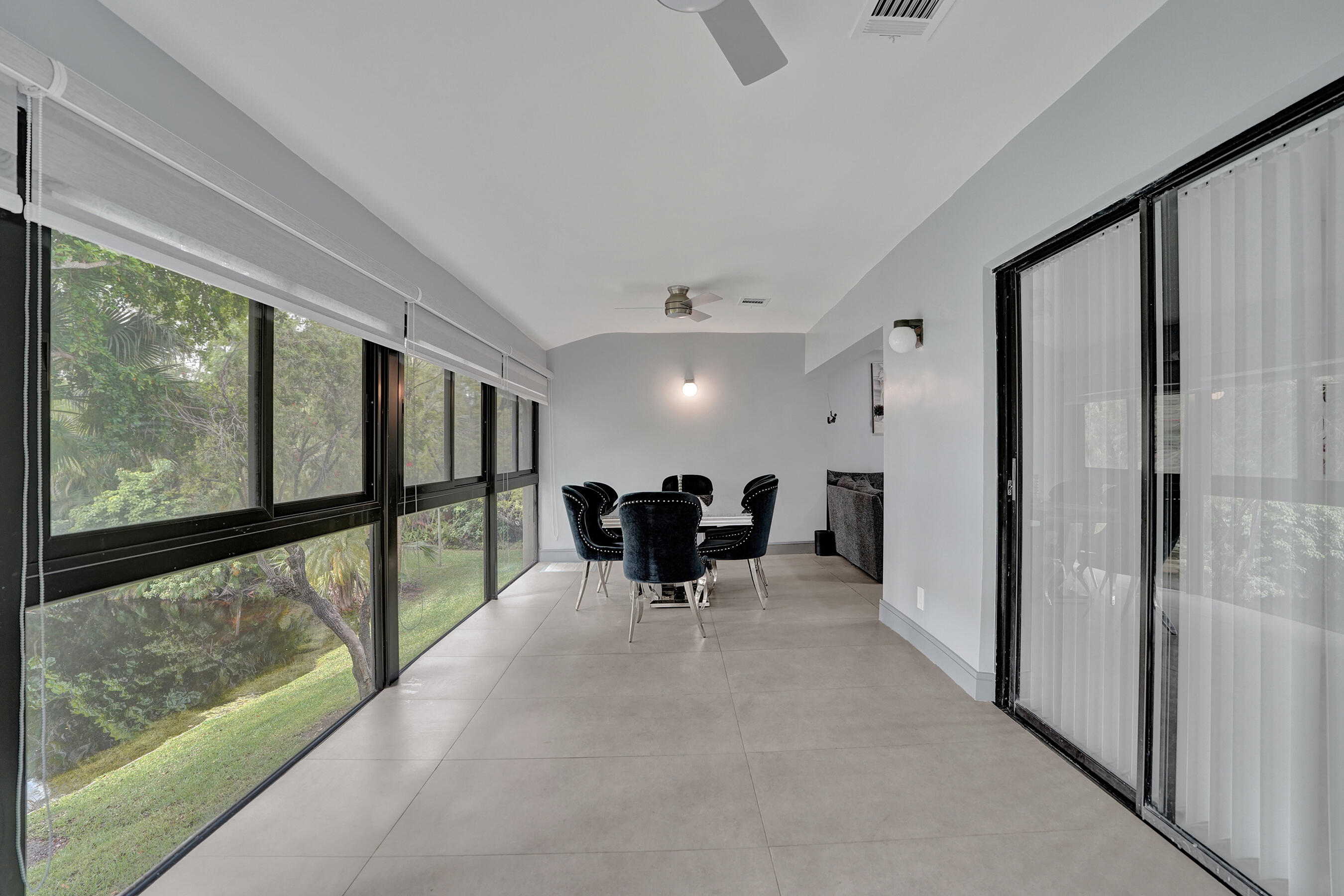 PALMS OF BOCA LAGO CONDO - Residential