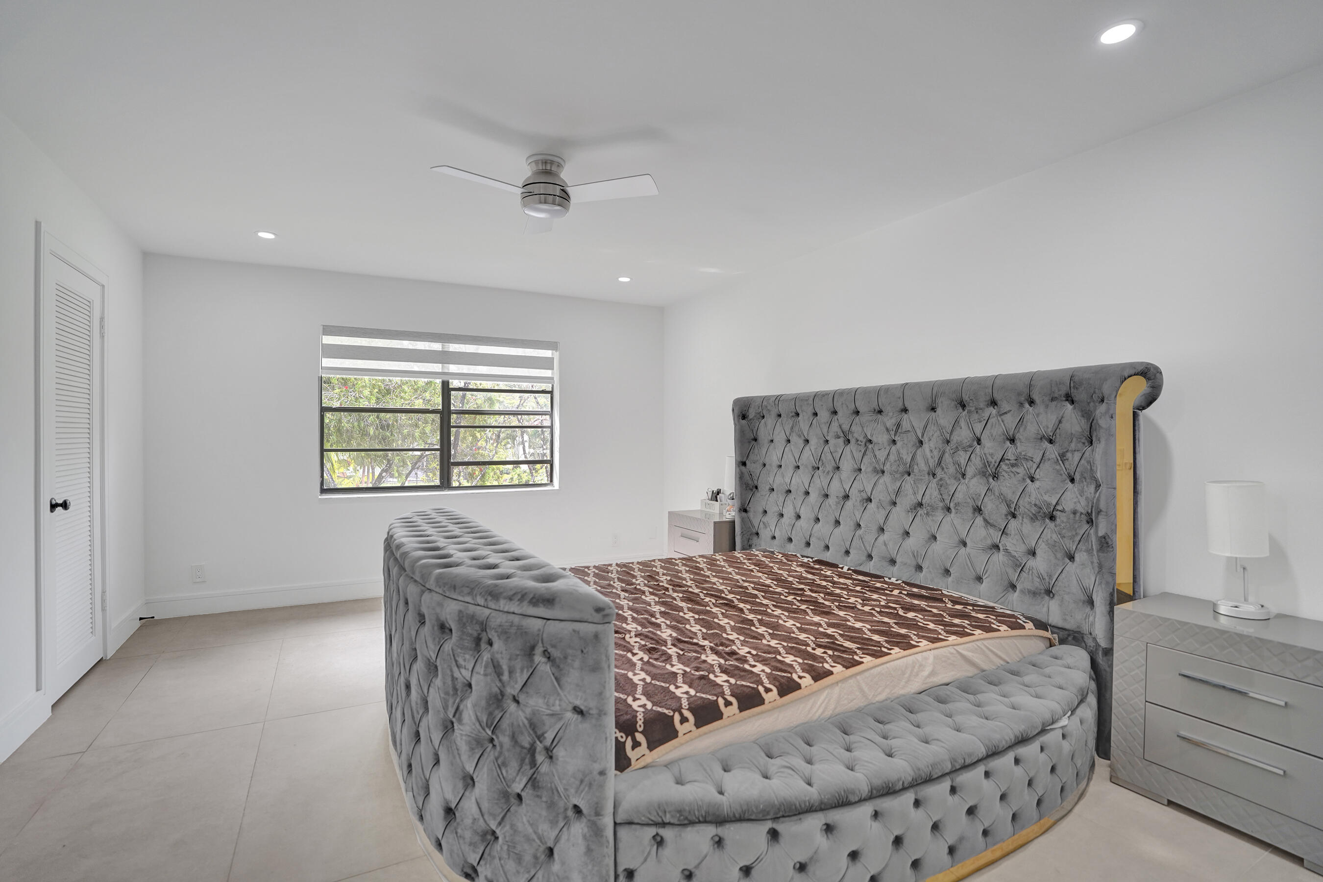 PALMS OF BOCA LAGO CONDO - Residential