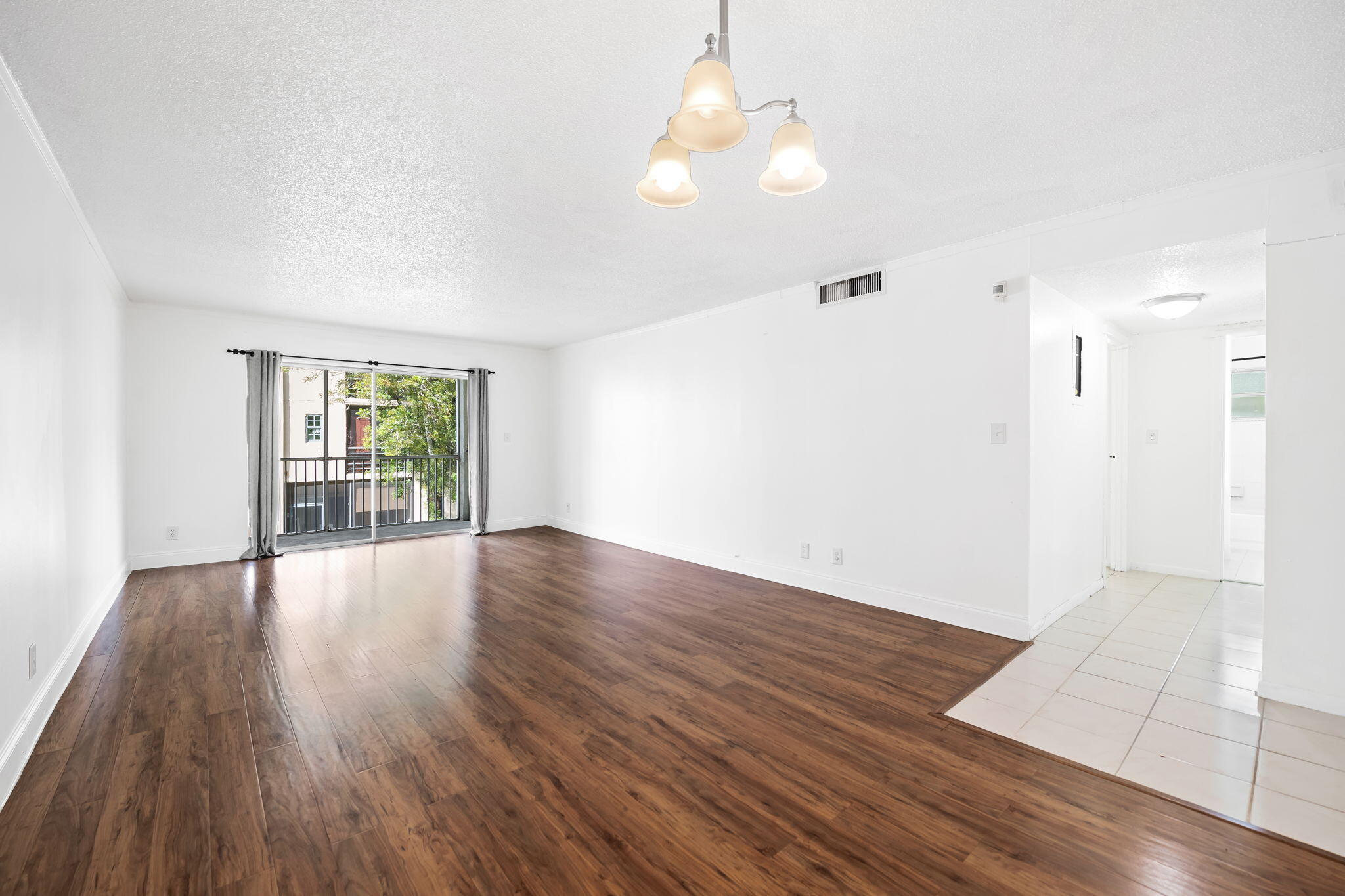 3000 Riverside Drive 209-1