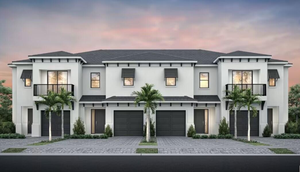 735 Nove Boulevard