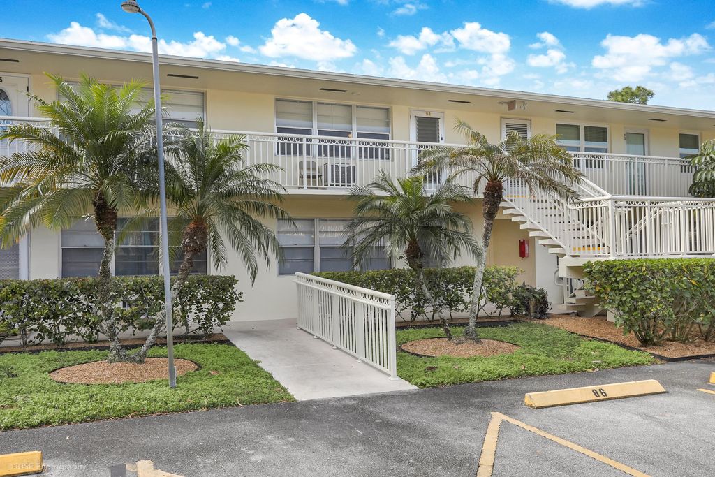 Photo of 94 Hastings, West Palm Beach, FL 33417 (MLS # B26003069)
