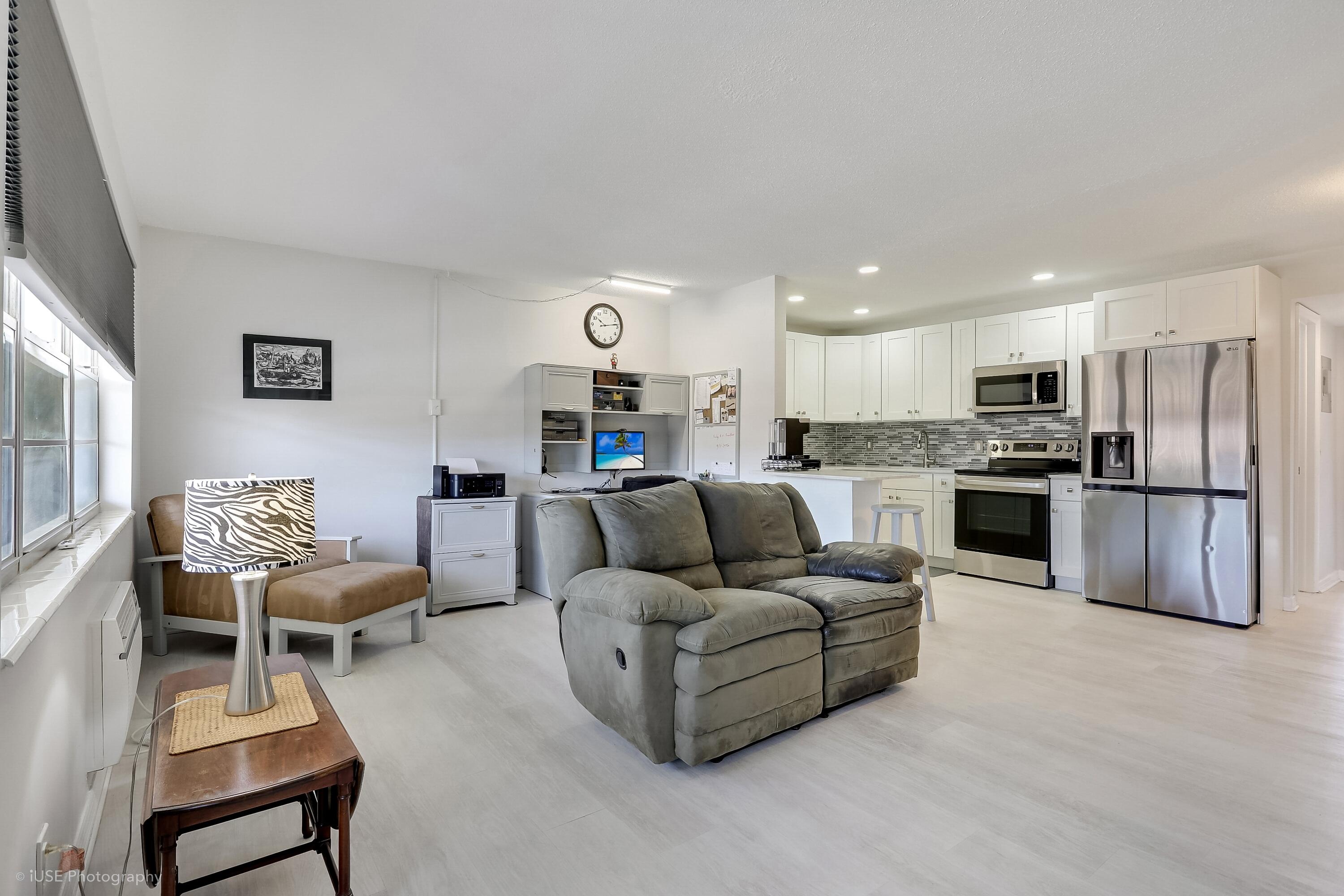 HASTINGS CONDOS - Residential