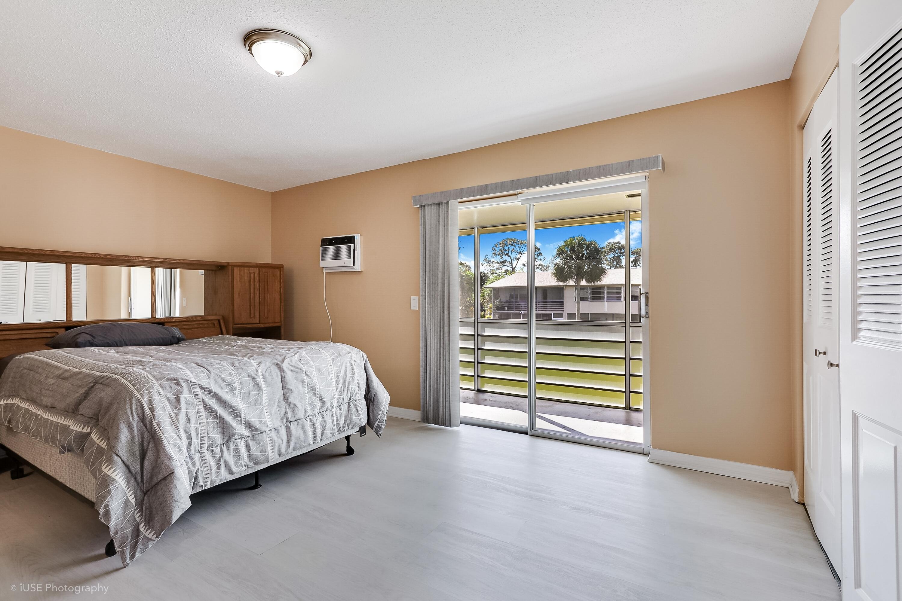 HASTINGS CONDOS - Residential