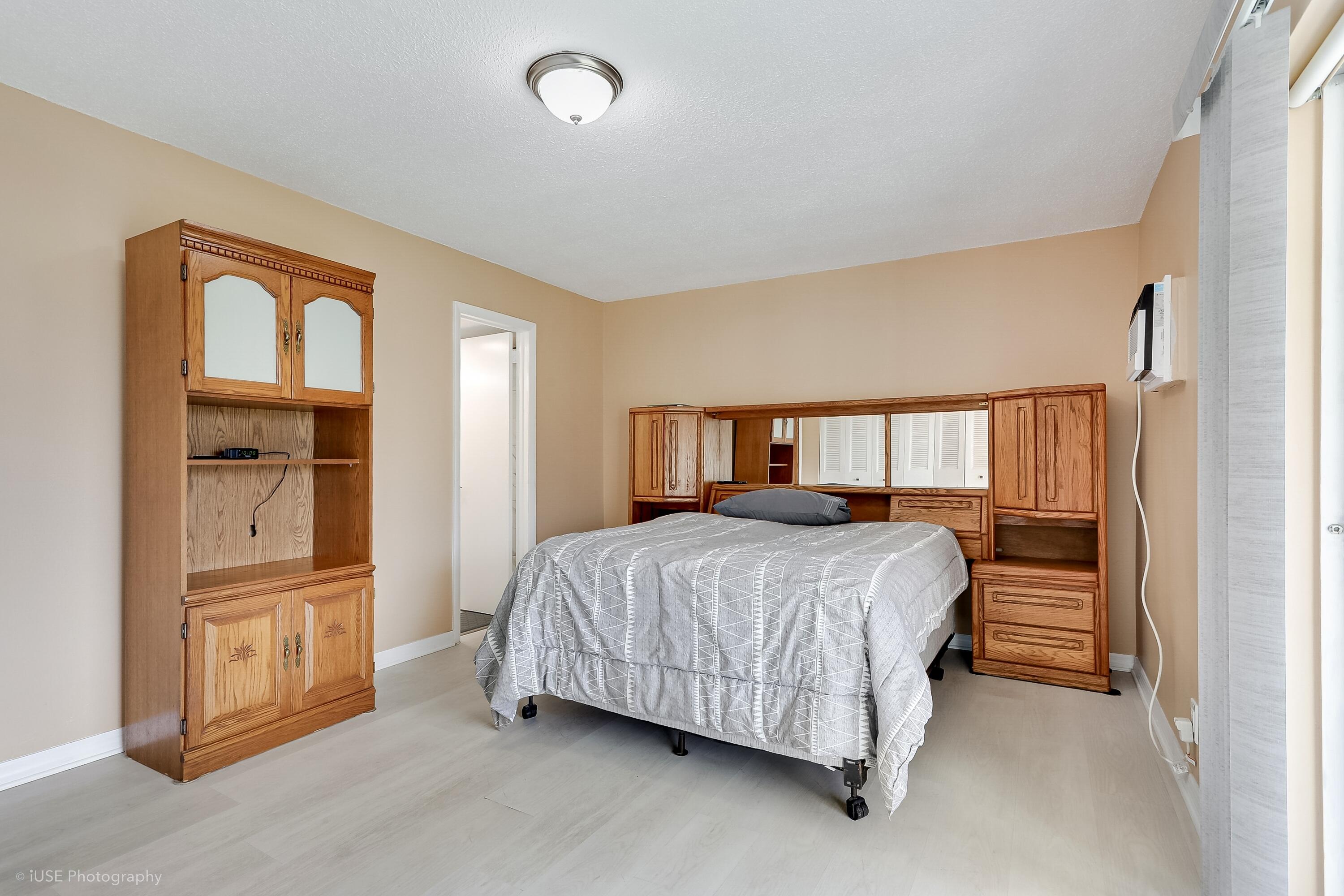 HASTINGS CONDOS - Residential